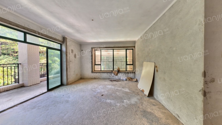 凯茵新城01区挪威森林二手房实景图