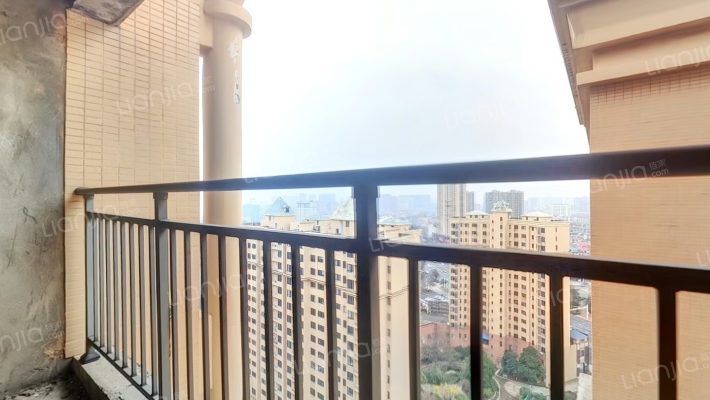 鸿景园二手房实景图