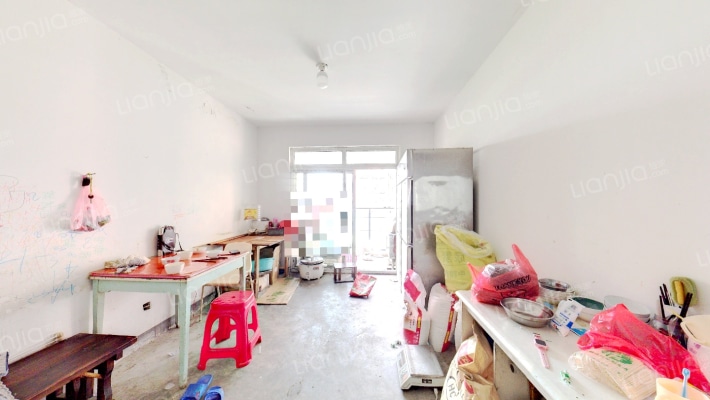 堰湖山庄东区二手房实景图