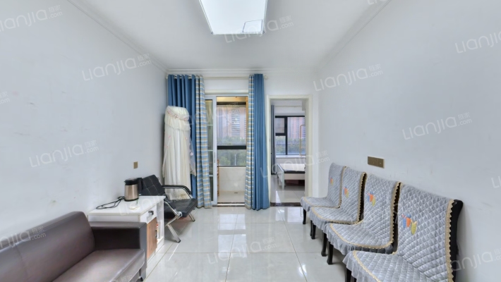 泰宏建业国际城18号院二手房实景图