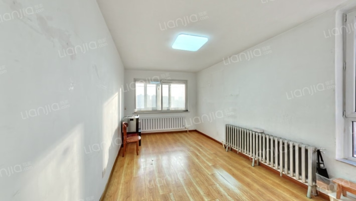 东昊花园二手房实景图