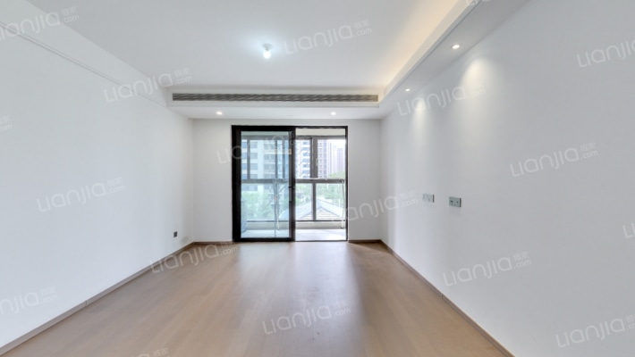 南山保利云熹花园二手房实景图