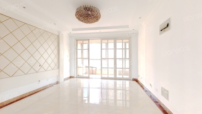 水岸华庭二手房实景图