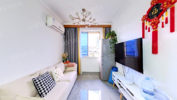 新秀苑二手房实景图