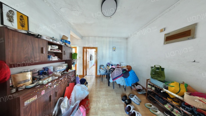 荷叶新村二手房实景图