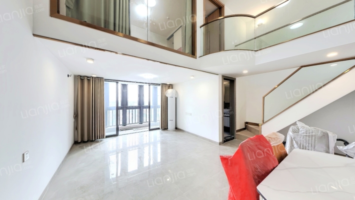 腾龙名悦公馆二手房实景图