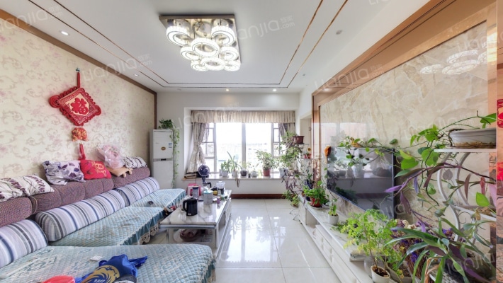 雄飞新园紫郡二手房实景图