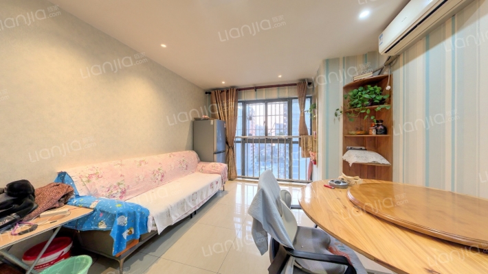 凯马悠尚生活广场二手房实景图