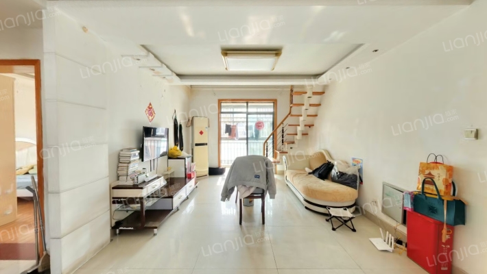 湖畔佳苑二手房实景图