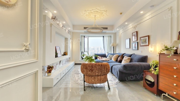 天府逸家一期二手房实景图