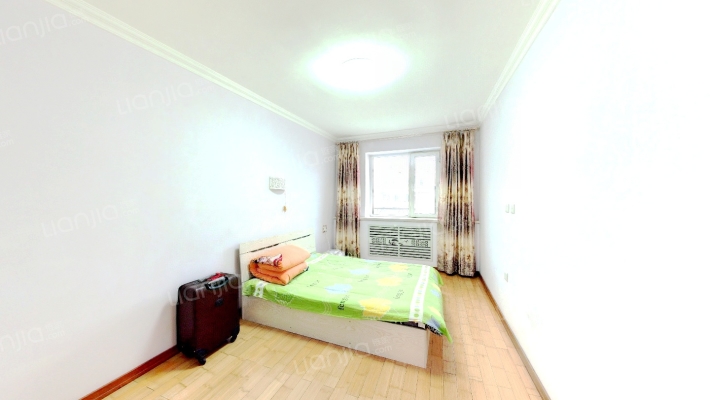 沙曼小区四街区二手房实景图