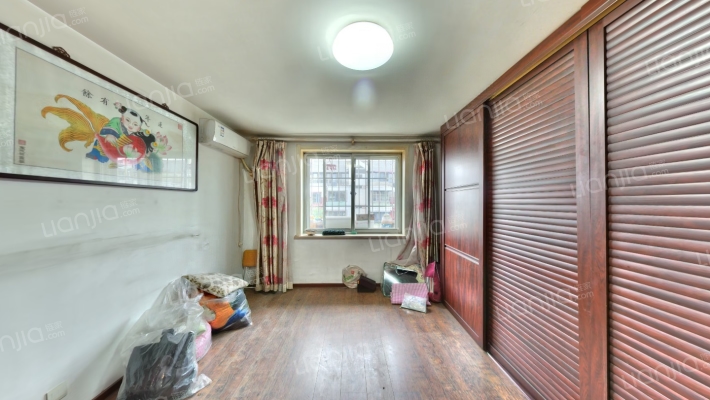 有机合成宿舍二手房实景图