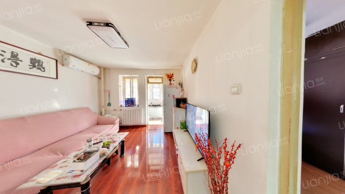 青春里二手房实景图