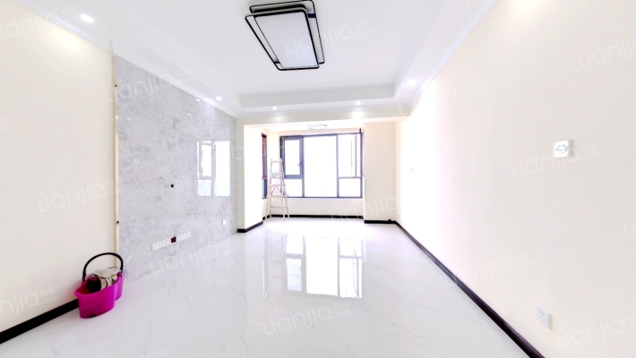 江岸铭座二手房实景图