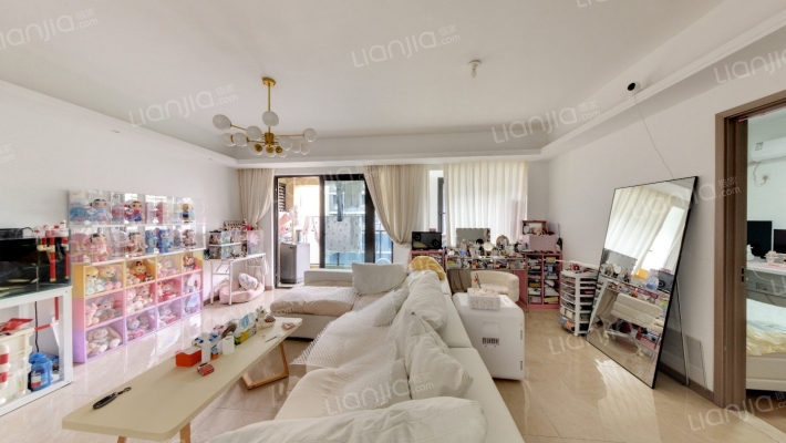 融信空港澜天二手房实景图