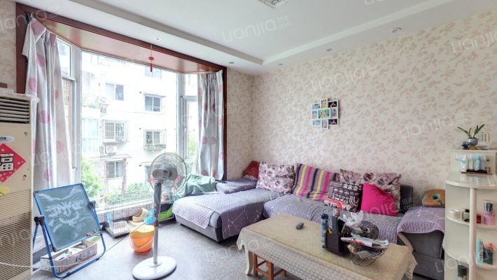 双兴名居二手房实景图