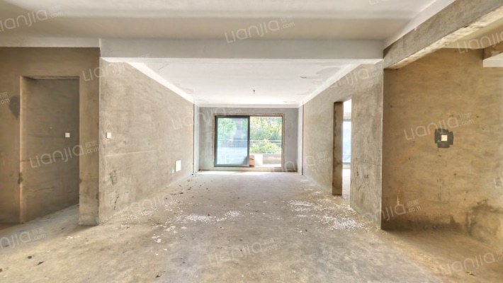 长房梅溪香山二手房实景图