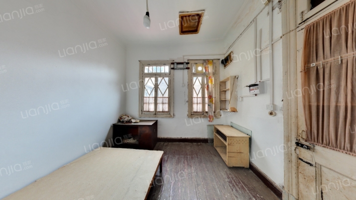 尊德里二手房实景图