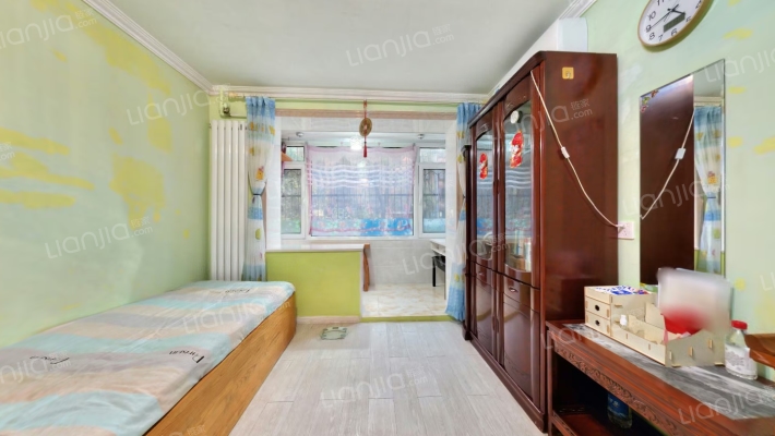 柳芳南里二手房实景图