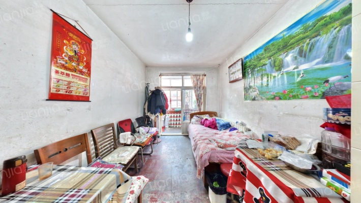 荣泰街二手房实景图