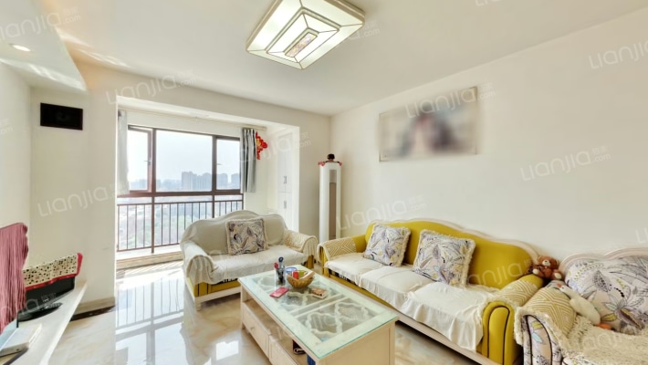 紫鑫御湖湾二手房实景图