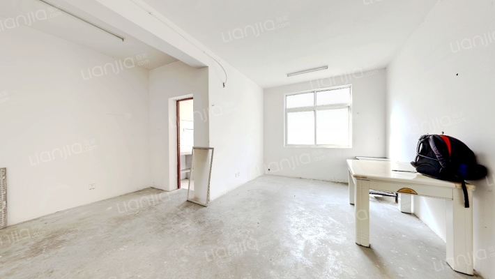 沁德园二手房实景图