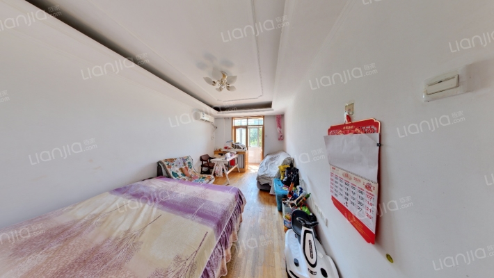 律纬路35号二手房实景图