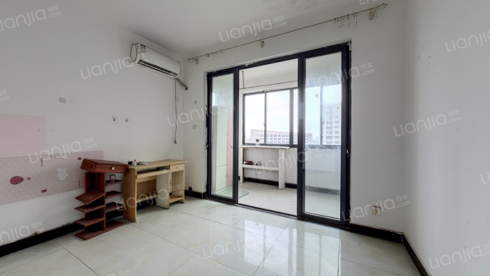 品欣雅苑二手房实景图