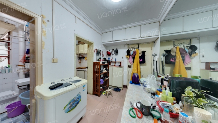 曹砦西街82号二手房实景图