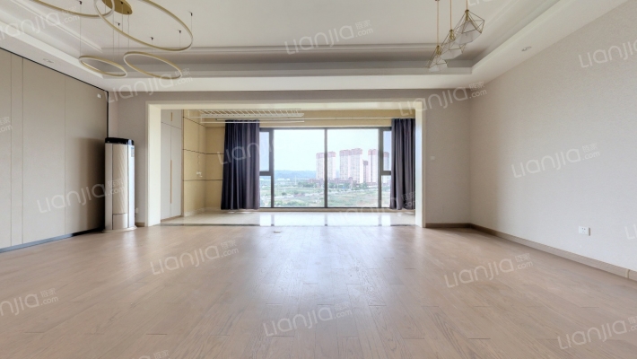 绿地新城新里桃溪川二手房实景图