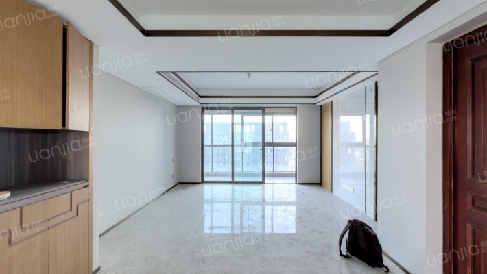 卓越雅苑二手房实景图