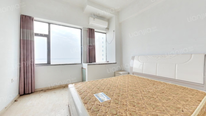 君汇半岛公寓二手房实景图