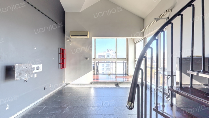 翡翠城五期二手房实景图