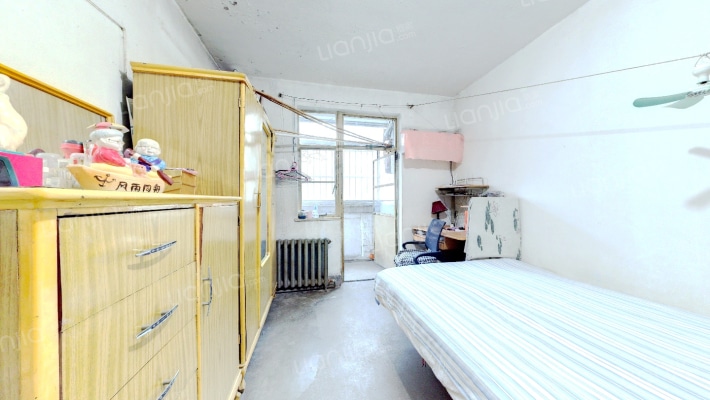 长庆油田矿区事业部西仪综合服务处二手房实景图