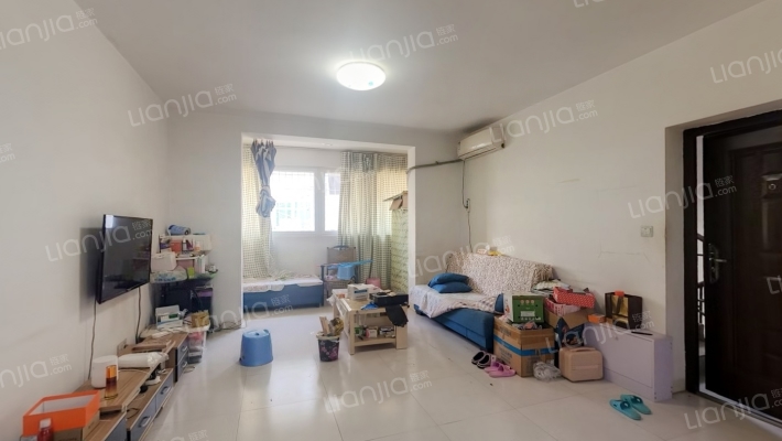 小南山钢窗厂二手房实景图