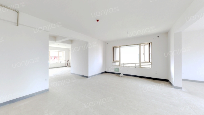 恒达铂金湾二手房实景图