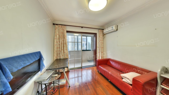 南湖边二手房实景图