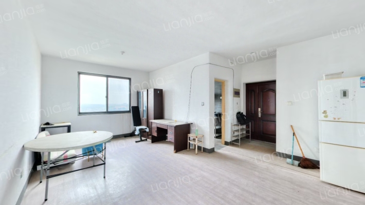 龍驤園二手房实景图