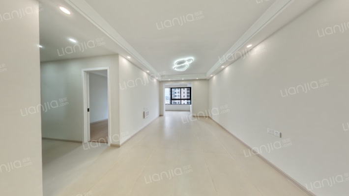 保利天际二手房实景图