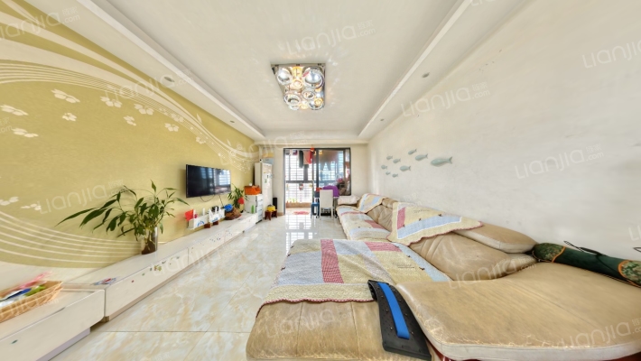 水晶城二手房实景图