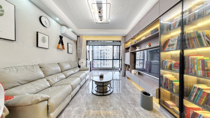 恩祥新城北大华府A区二手房实景图