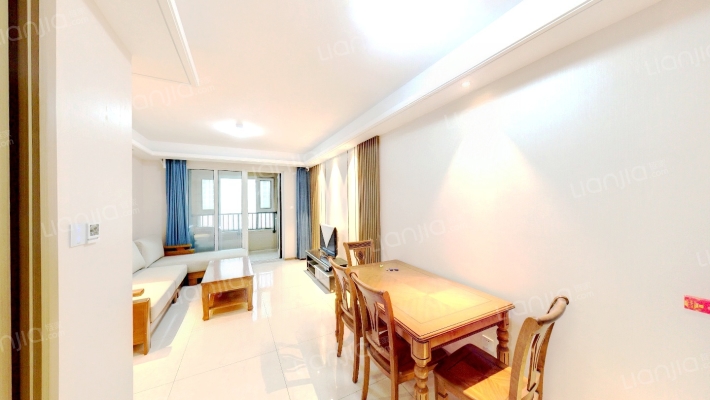 世茂璀璨公园二手房实景图