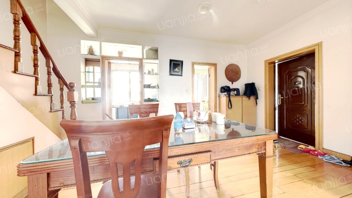 泰南苑二手房实景图