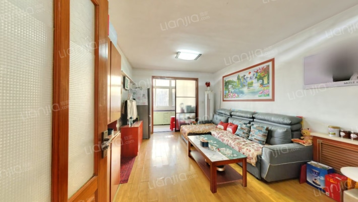 艺苑路小区二手房实景图