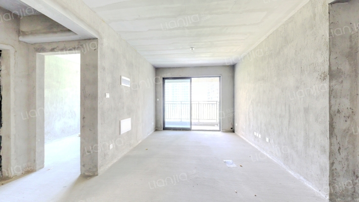 铂悦世家二手房实景图