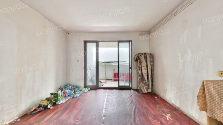 南湖苑三区二手房实景图