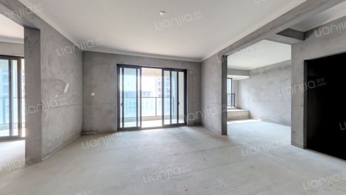 桂翠苑二手房实景图