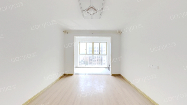 东旭佳苑东区二手房实景图