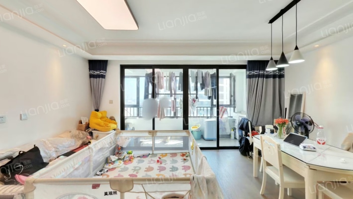 新城嘉樾时代花园二手房实景图