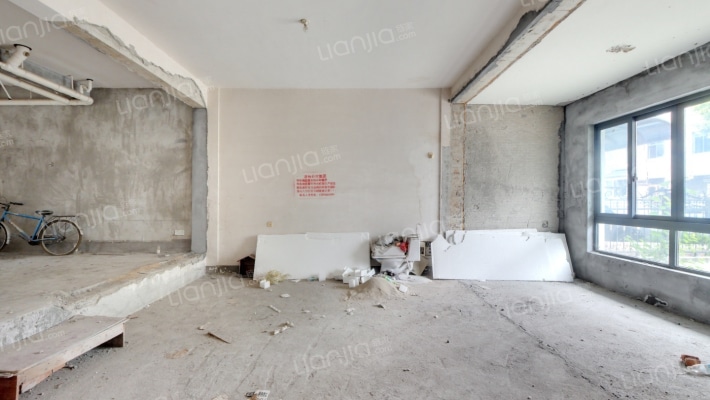 忆江南花园东区二手房实景图